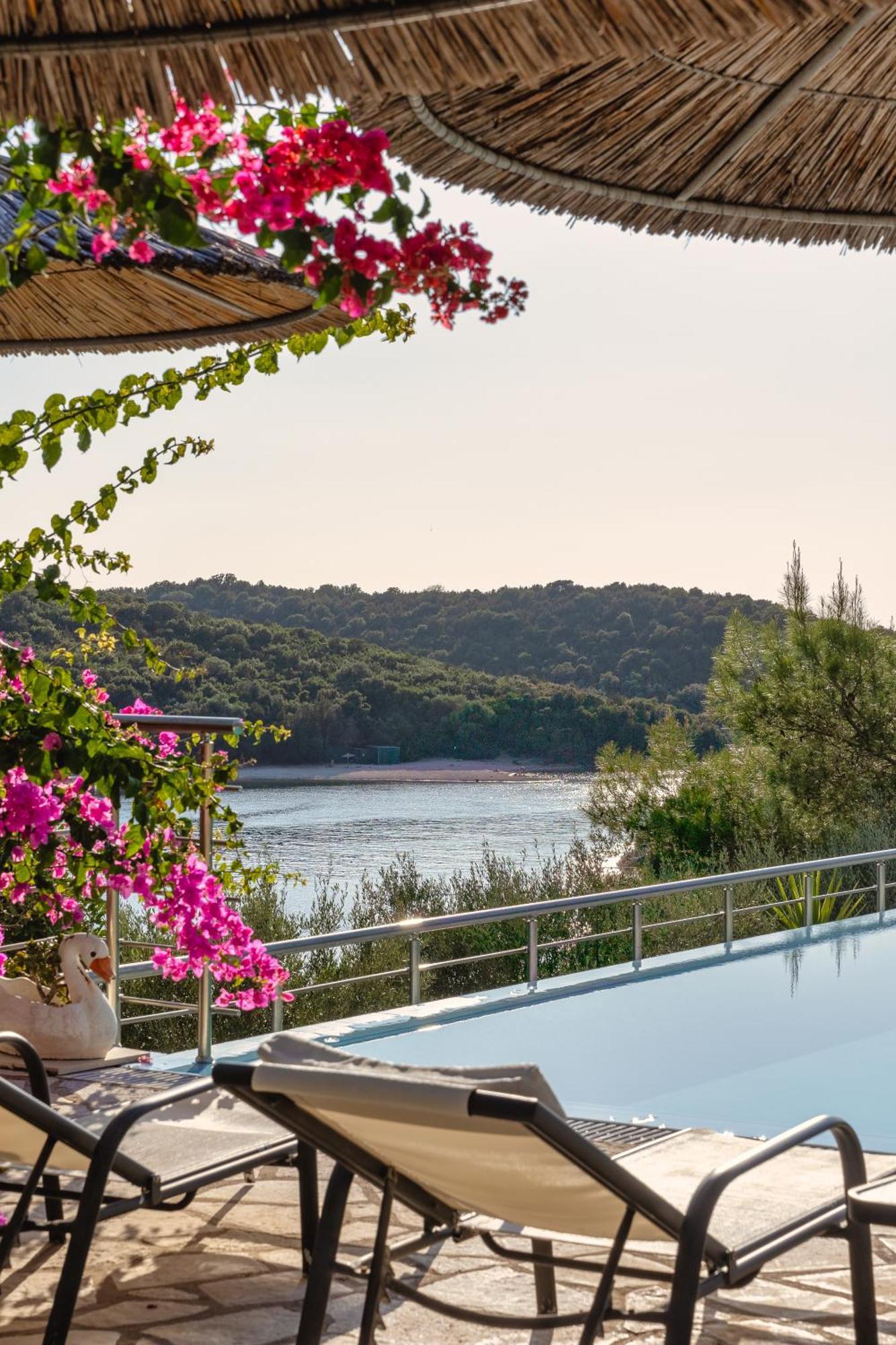 Costa Smeralda Sivota  Exterior photo
